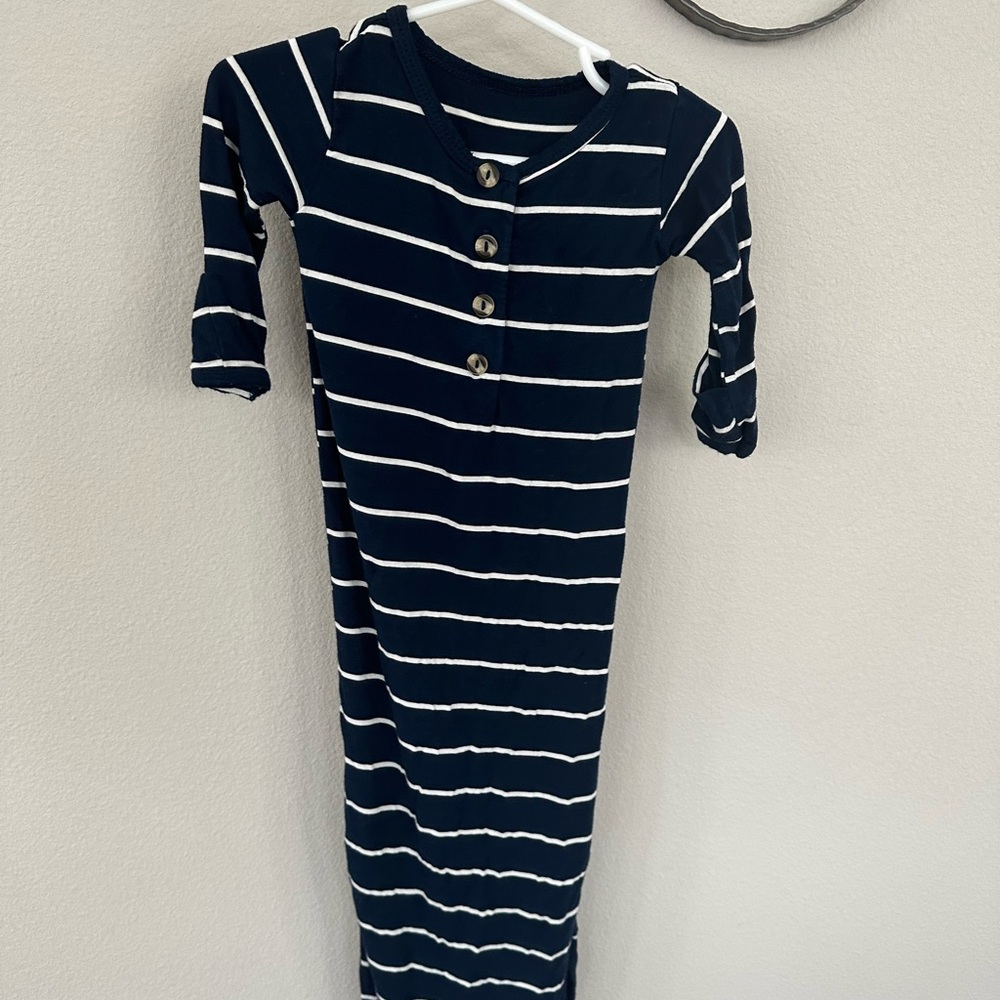 EUC NEWBORN KNOTTED GOWN